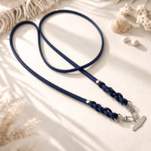 Handyband Leder mit Patch in silber/dunkelblau